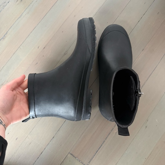 Madewell Zip-Up Lugsole Rain Boot size 10 - Picture 6 of 8